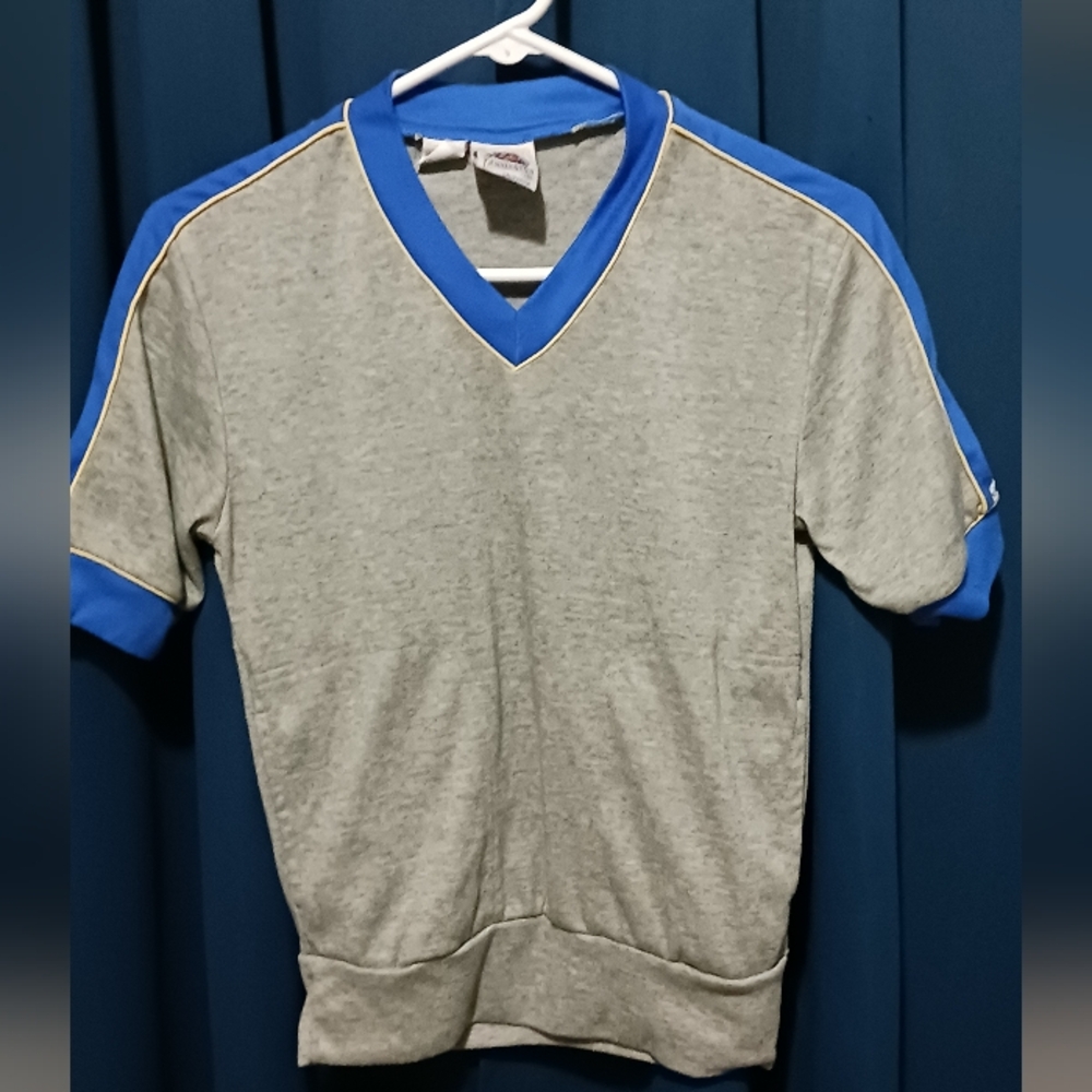 Womans Vintage Gray and Blue V-Neck Shirt- Tag says size S, id say XS